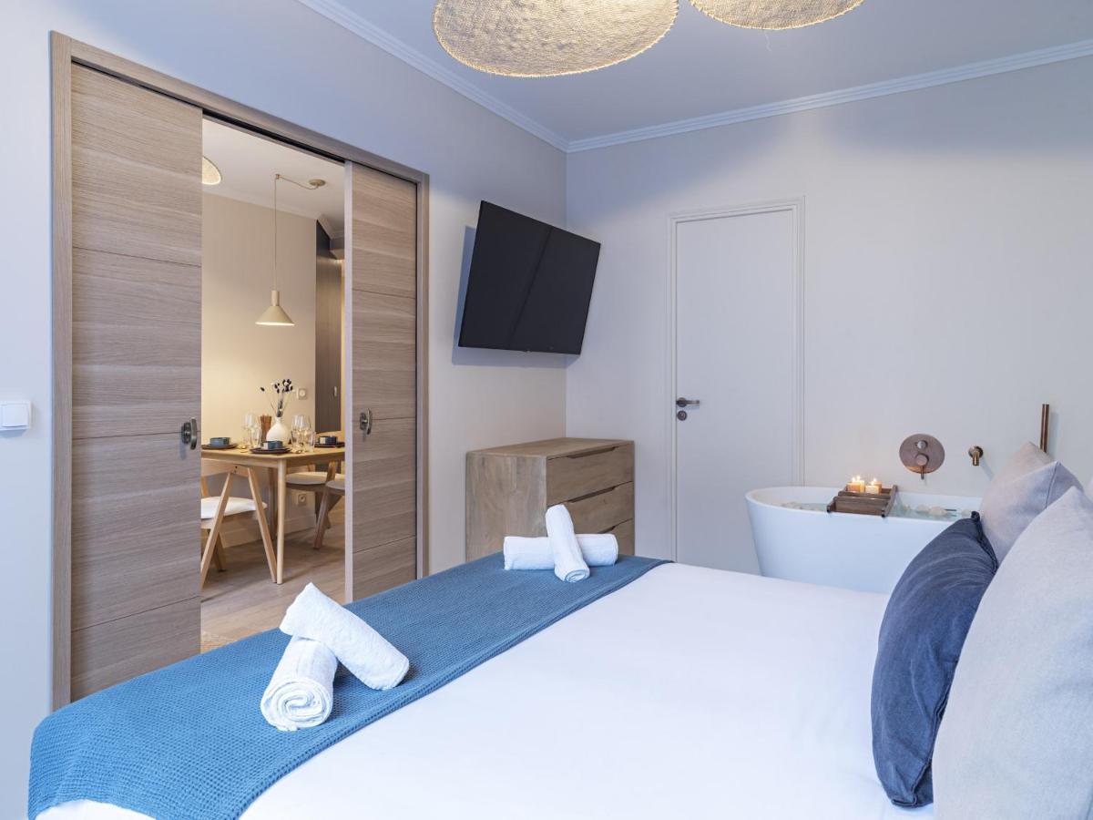 The Blue Suite On Champs Elysees Avenue Paris Dış mekan fotoğraf