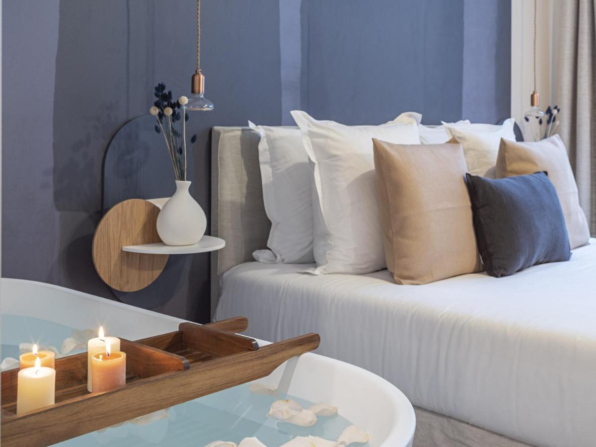 The Blue Suite On Champs Elysees Avenue Paris Dış mekan fotoğraf
