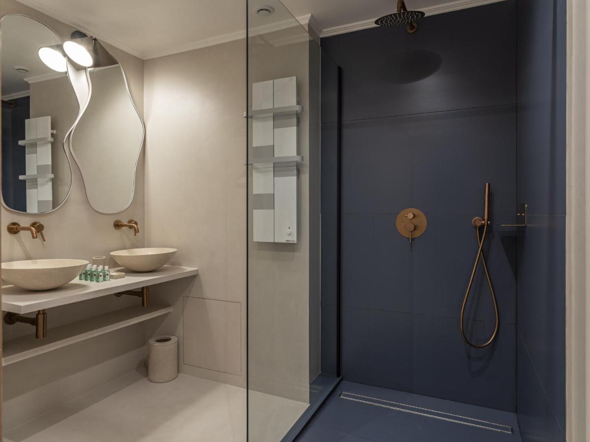 The Blue Suite On Champs Elysees Avenue Paris Dış mekan fotoğraf