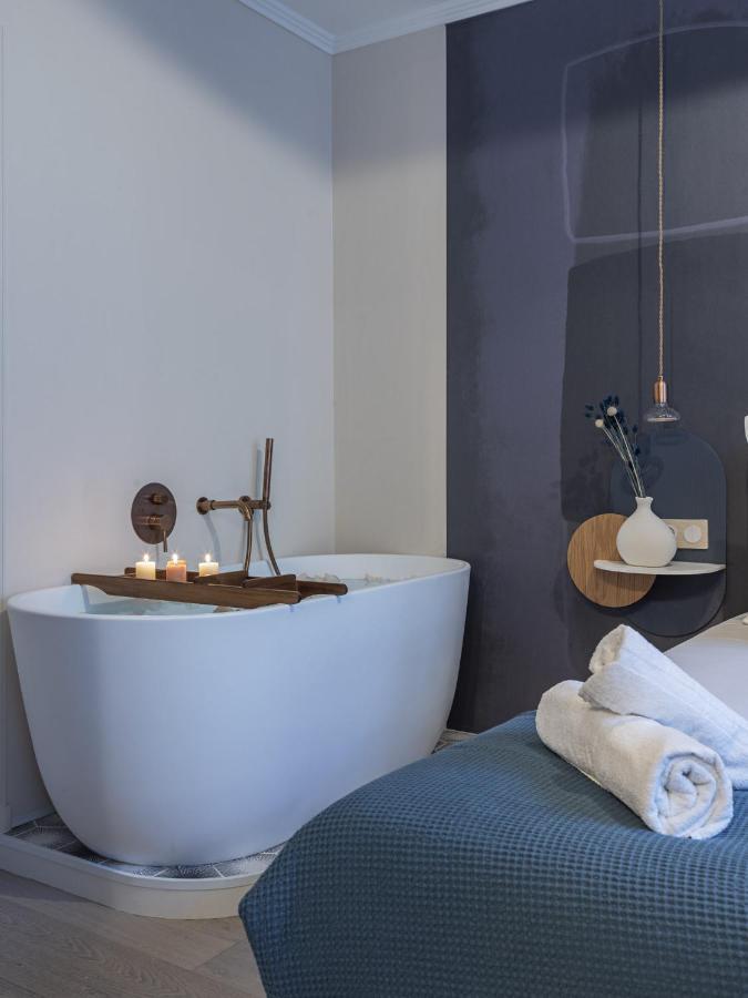 The Blue Suite On Champs Elysees Avenue Paris Dış mekan fotoğraf
