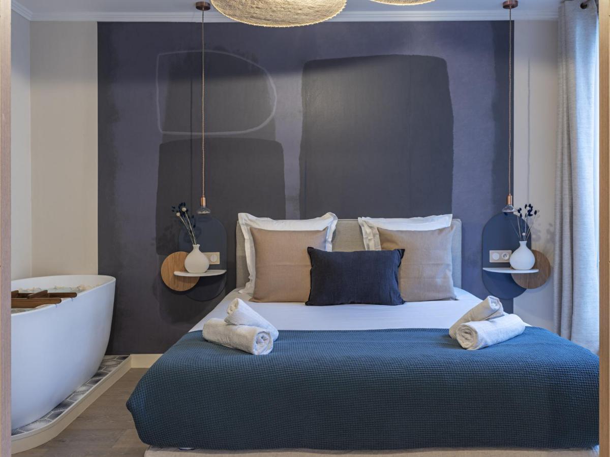 The Blue Suite On Champs Elysees Avenue Paris Dış mekan fotoğraf