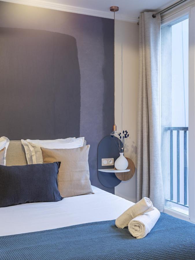 The Blue Suite On Champs Elysees Avenue Paris Dış mekan fotoğraf