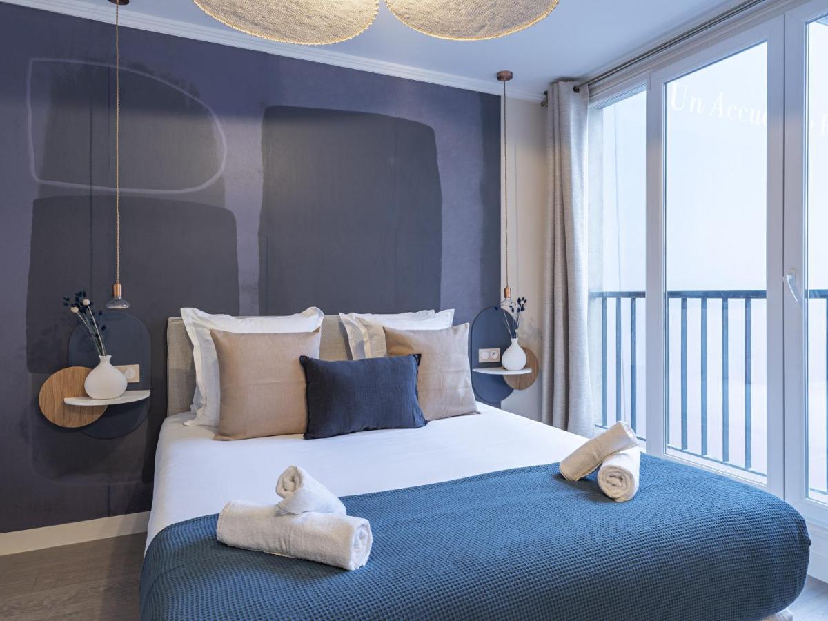 The Blue Suite On Champs Elysees Avenue Paris Dış mekan fotoğraf