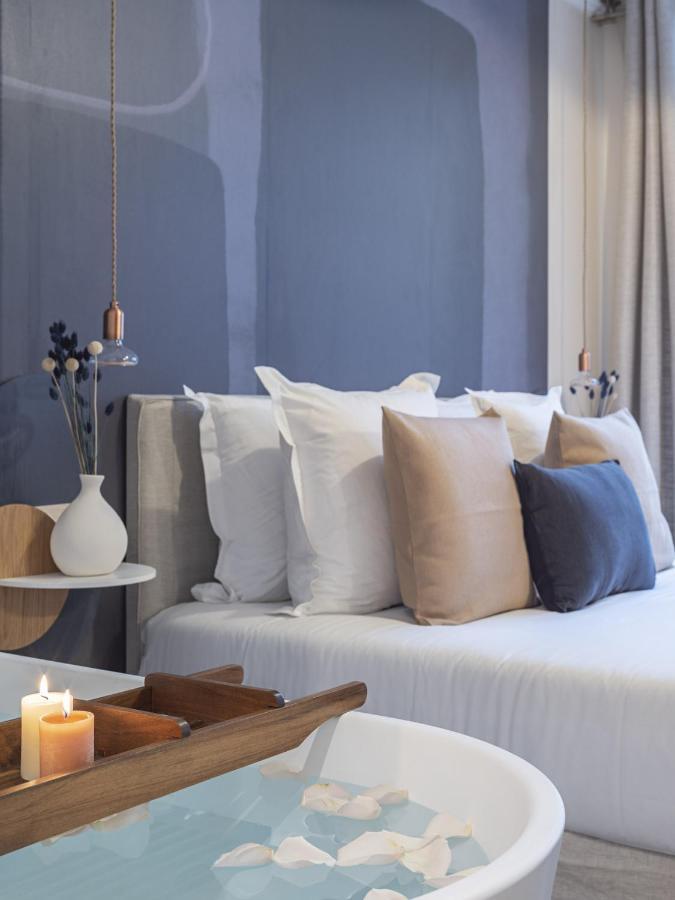 The Blue Suite On Champs Elysees Avenue Paris Dış mekan fotoğraf